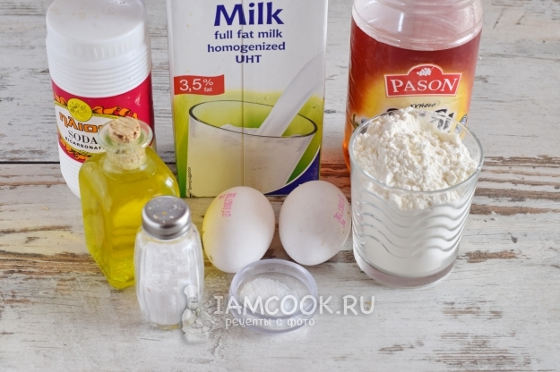 Ингредиенты для тонких блинов на молоке с содой
