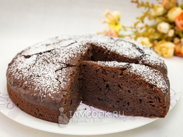 Шоколадный пирог с тертыми яблоками — рецепт с фото пошагово