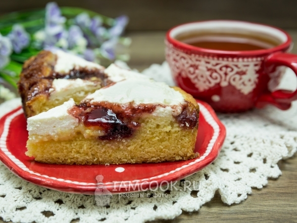 Быстрый пирог с творогом и джемом — рецепт с фото пошагово