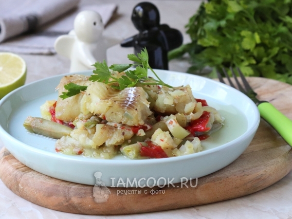 Филе минтая с овощами в духовке — рецепт с фото пошагово