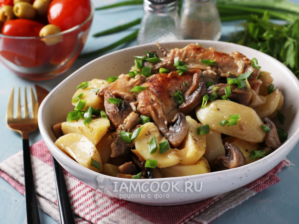 Тушеный кролик с картошкой и грибами — рецепт с фото пошагово