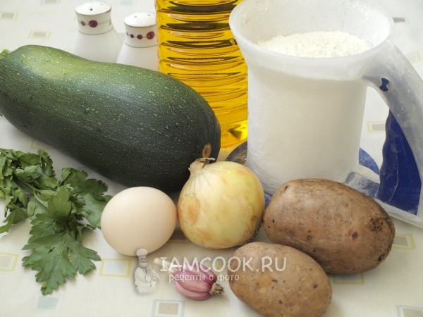 Ингредиенты для оладий из кабачков и картофеля