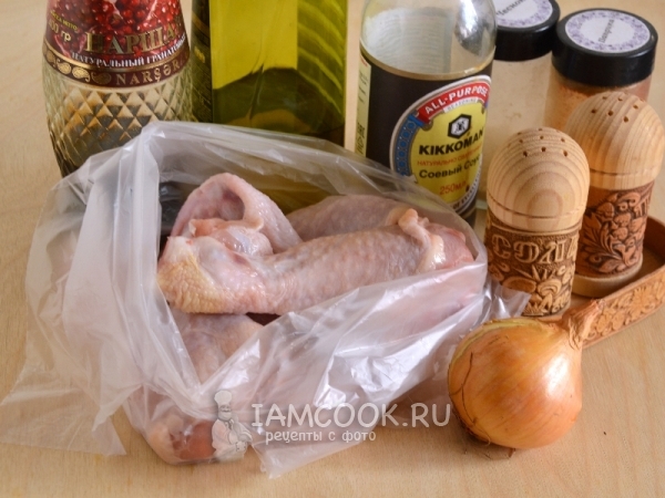 Ингредиенты для курицы, запеченной в гранатовом соусе в духовке
