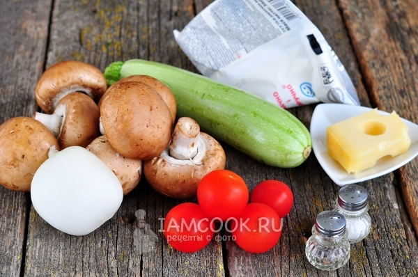 Ингредиенты для кабачков с грибами, запеченных в духовке