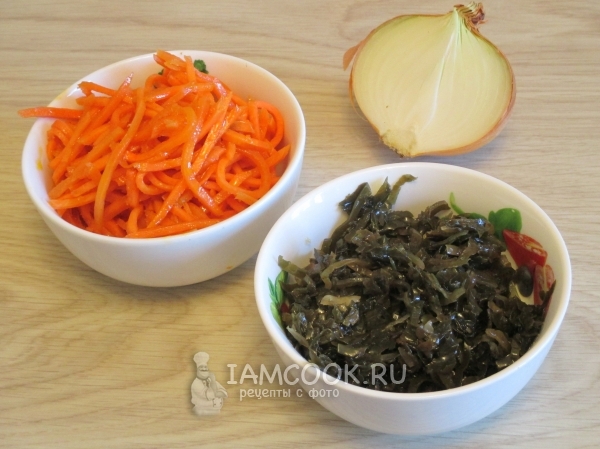Ингредиенты для салата из морской капусты и моркови по-корейски