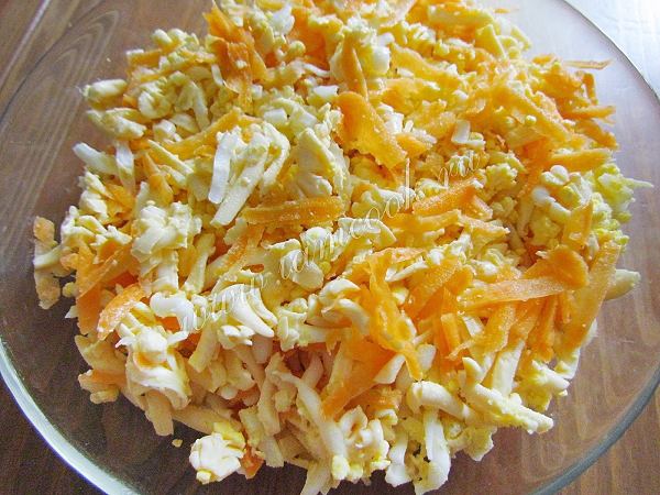 Рецепт закусочного салата с плавленным сыром
