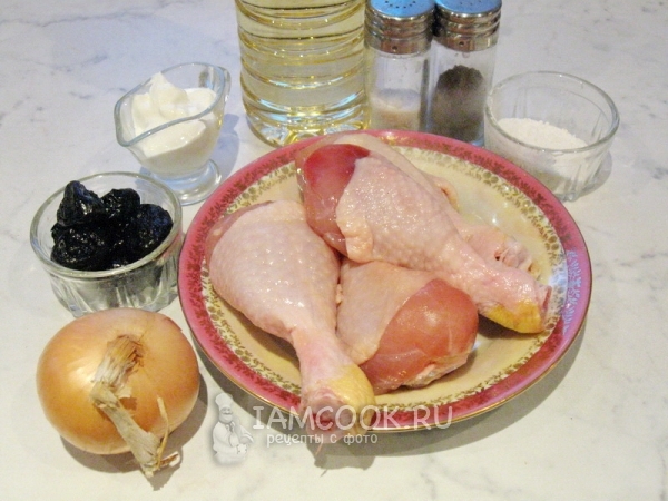 Ингредиенты для курицы с черносливом в сметане