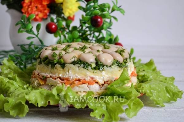Салат «Лесная поляна» с морковью по-корейски и сыром, рецепт с фото и видео — баштрен.рф