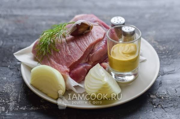 Свинина кусочками в духовке в луково-соевом маринаде - оригинальный рецепт с фото