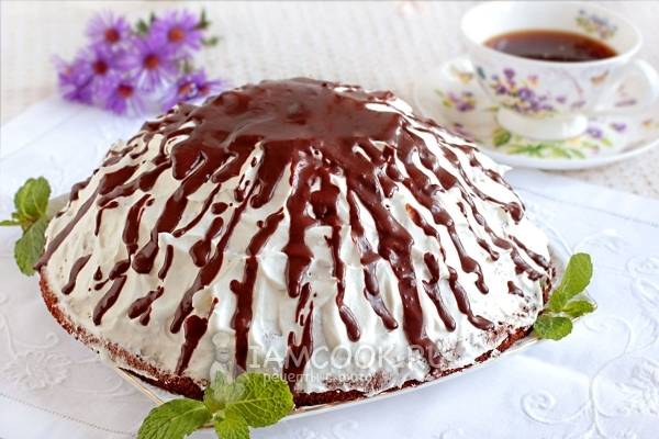 Бисквитный торт «Панчо» со сливочным кремом и ягодами — рецепт с фото пошагово