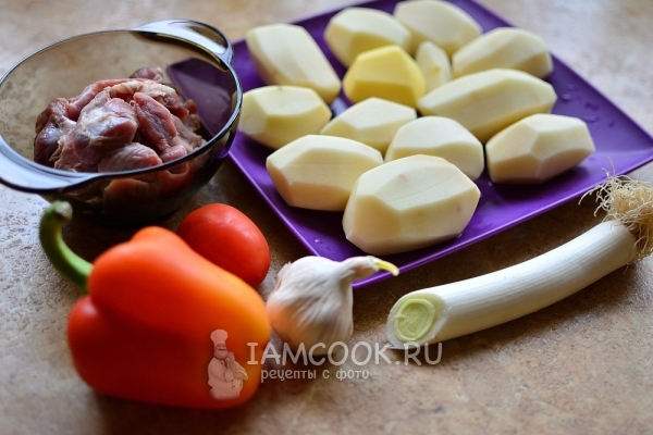 Ингредиенты для куриных желудков с картошкой в духовке