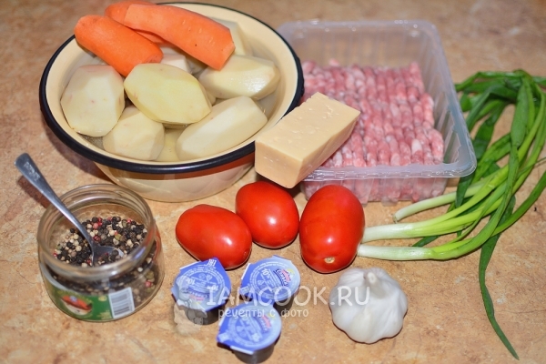 Ингредиенты для запеканки из тертого картофеля с фаршем в духовке