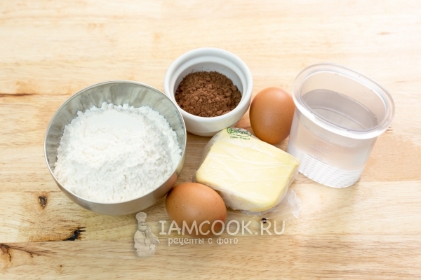 Ингредиенты для шоколадных профитролей с кремом