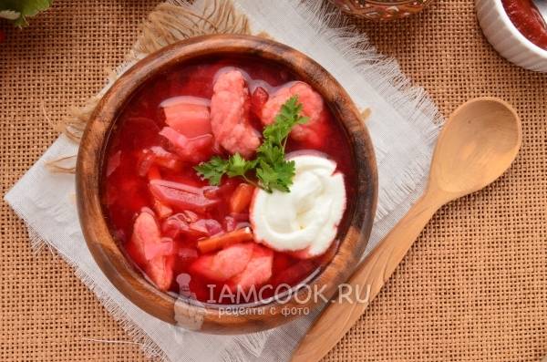 Украинский суп со свежими помидорами и галушками по-таврийски