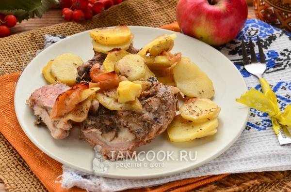 мясо с картошкой и с яблоками в духовке | Дзен