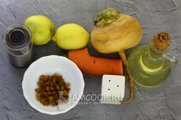 Ингредиенты для салата из репы с морковью и яблоком