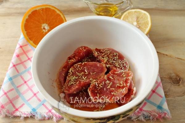 Свинина с апельсинами по-гречески, пошаговый рецепт на ккал, фото, ингредиенты - Наира