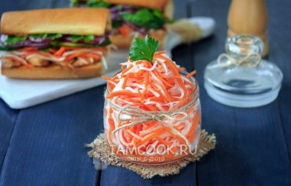 Рецепт маринованной моркови с дайконом по-вьетнамски