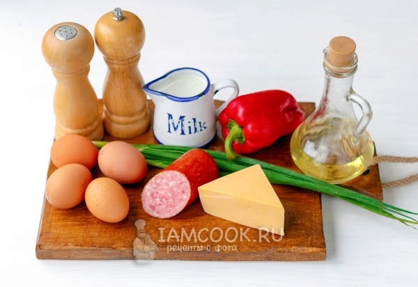 Ингредиенты для омлета с сыром и колбасой в духовке