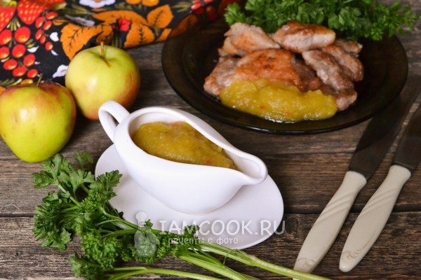 Рецепт острого соуса из яблок к мясу на зиму