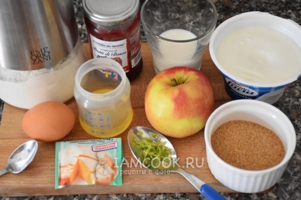 Ингредиенты для пирога с яблоками и джемом
