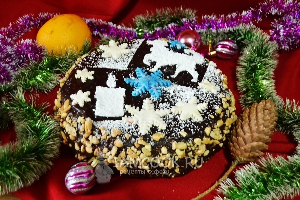 Фото новогоднего торта в мультиварке с кэробом