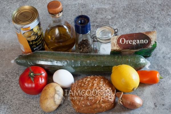 Ингредиенты для греческого салата с сухариками