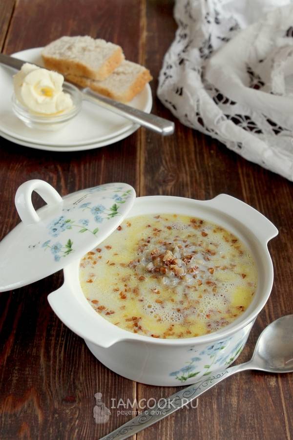 Молочный суп с гречкой и фундуком – кулинарный рецепт