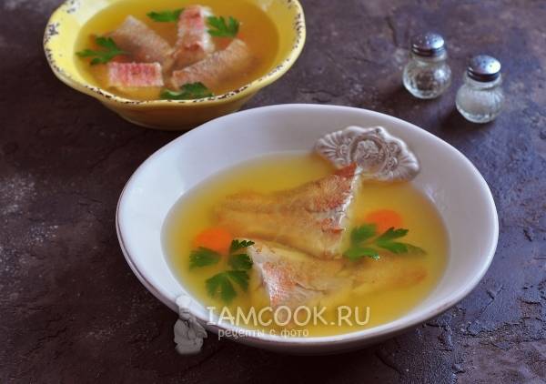 Заливное из морского окуня с замороженными овощами