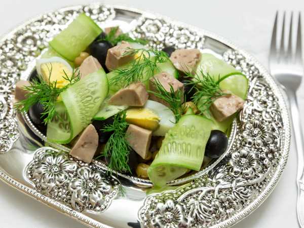 Салат из печени трески слоеный - пошаговый рецепт с фото на конференц-зал-самара.рф