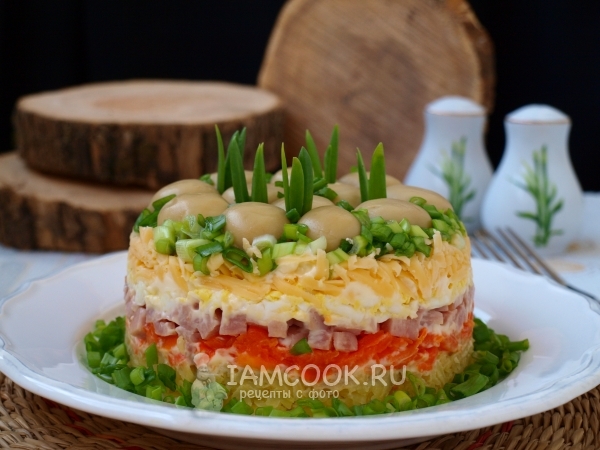 вкусные салаты с ветчиной и жареными грибами | Дзен