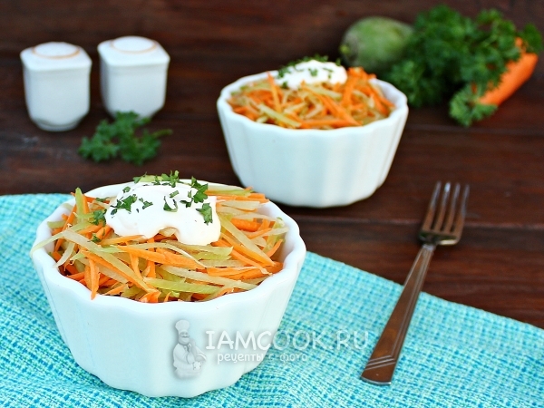 Салат из редьки с морковью - рецепт с фото