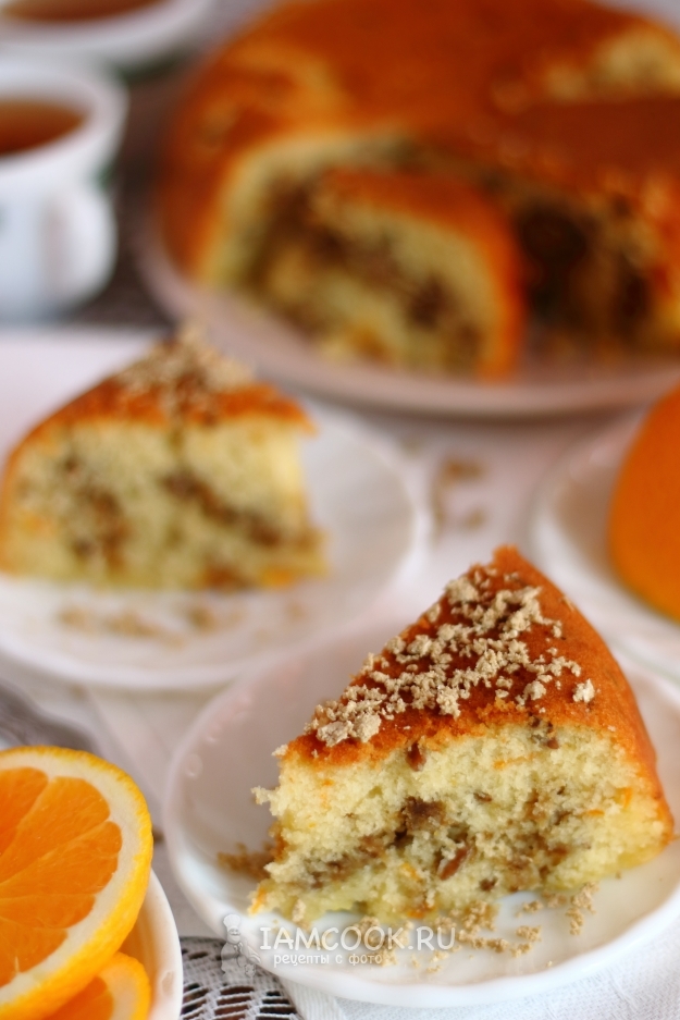 Фото апельсинового кекса с халвой в мультиварке