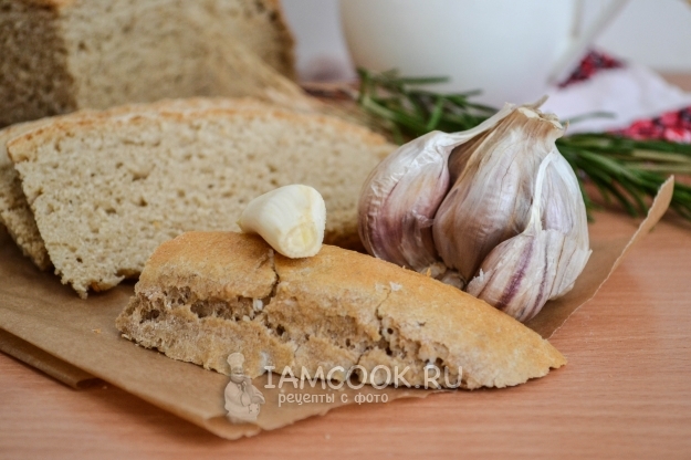 Фото хлеба из цельнозерновой муки в духовке