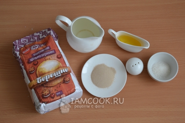 Ингредиенты для хлеба из цельнозерновой муки в духовке