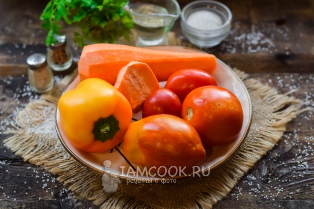 Ингредиенты для лечо из перца и моркови на зиму