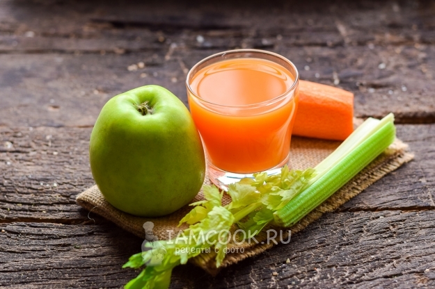 Ингредиенты для смузи из сельдерея с апельсиновым соком