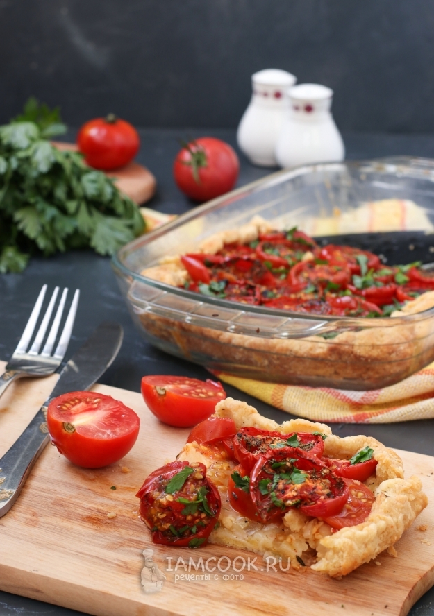 Рецепт песочного пирога с помидорами