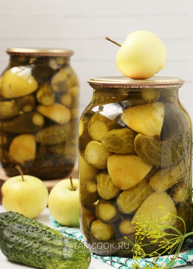 Рецепт огурцов, маринованных с яблоками без стерилизации