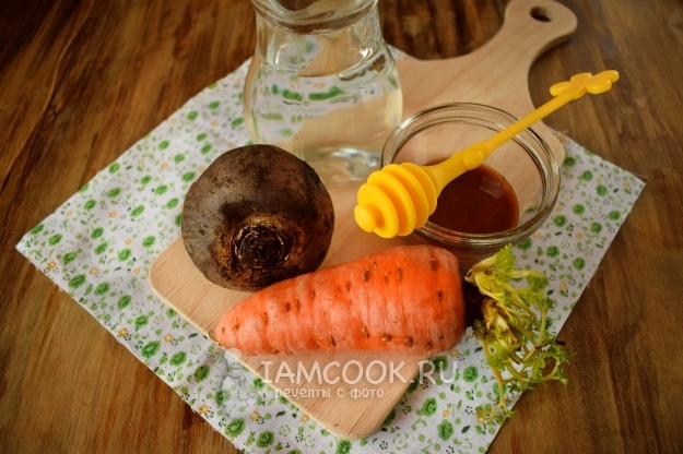 Ингредиенты для смузи из свеклы и моркови