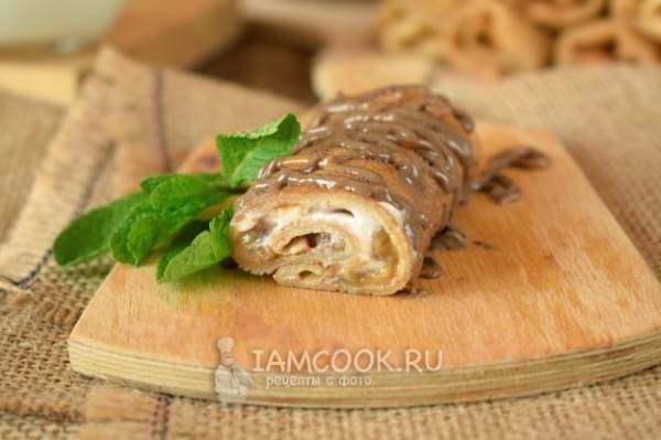 Блины с вареной сгущенкой и бананом