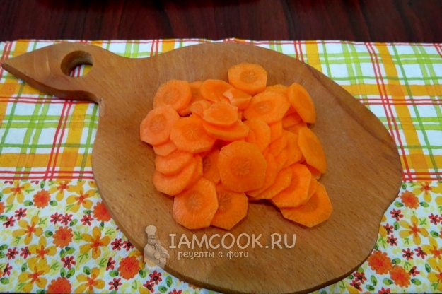 Порезать морковь