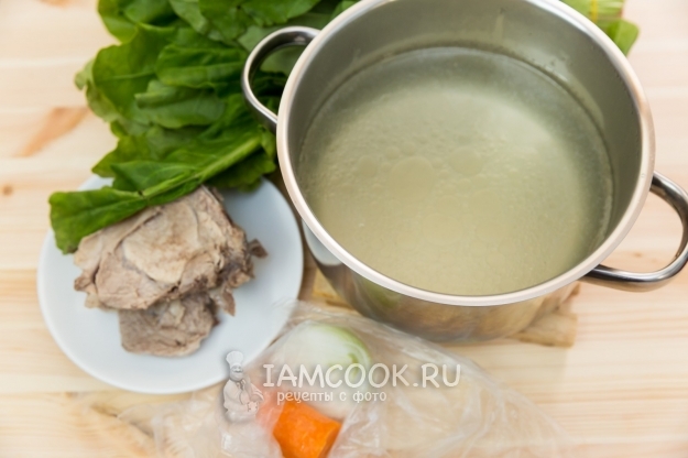 Ингредиенты для супа со щавелем и мясом