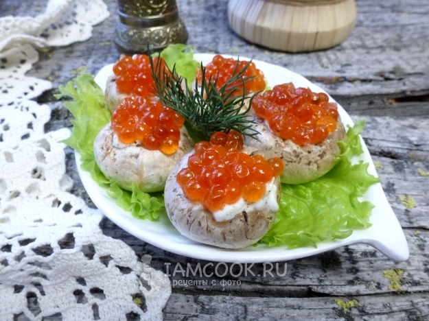 Фото «Буржуйской» закуски с красной икрой