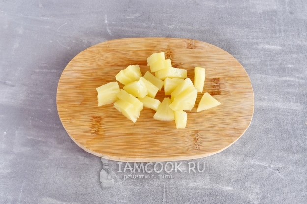 Порезать ананас