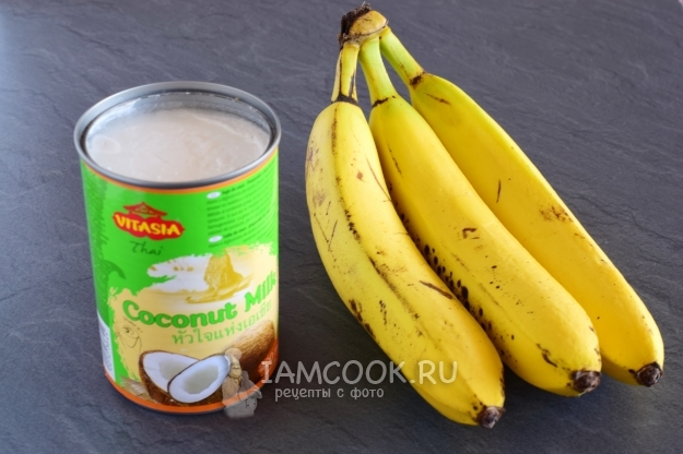 Ингредиенты для смузи с бананом и кокосовым молоком