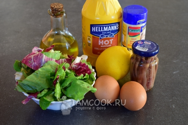 Ингредиенты для салата с анчоусами и яйцами
