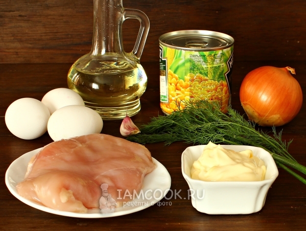 Ингредиенты для салата «Загадка» с яичными блинчиками