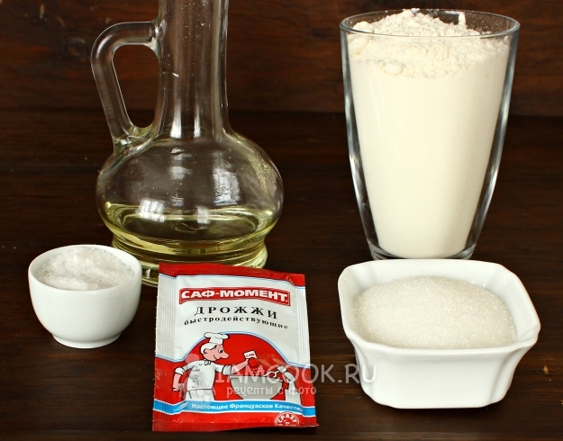Ингредиенты для быстрого дрожжевого теста на воде на пирожки (с сухими дрожжами)