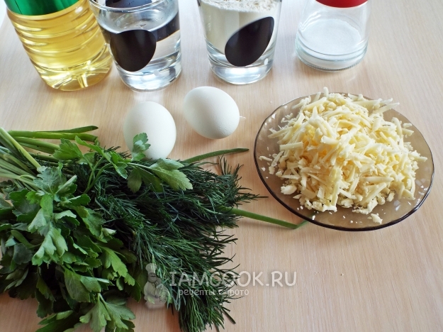 Ингредиенты для плацинд с сыром, яйцом и зеленью